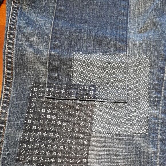 Old Navy Boyfriend Skinny Patchwork Jeans - Picture 8 of 12